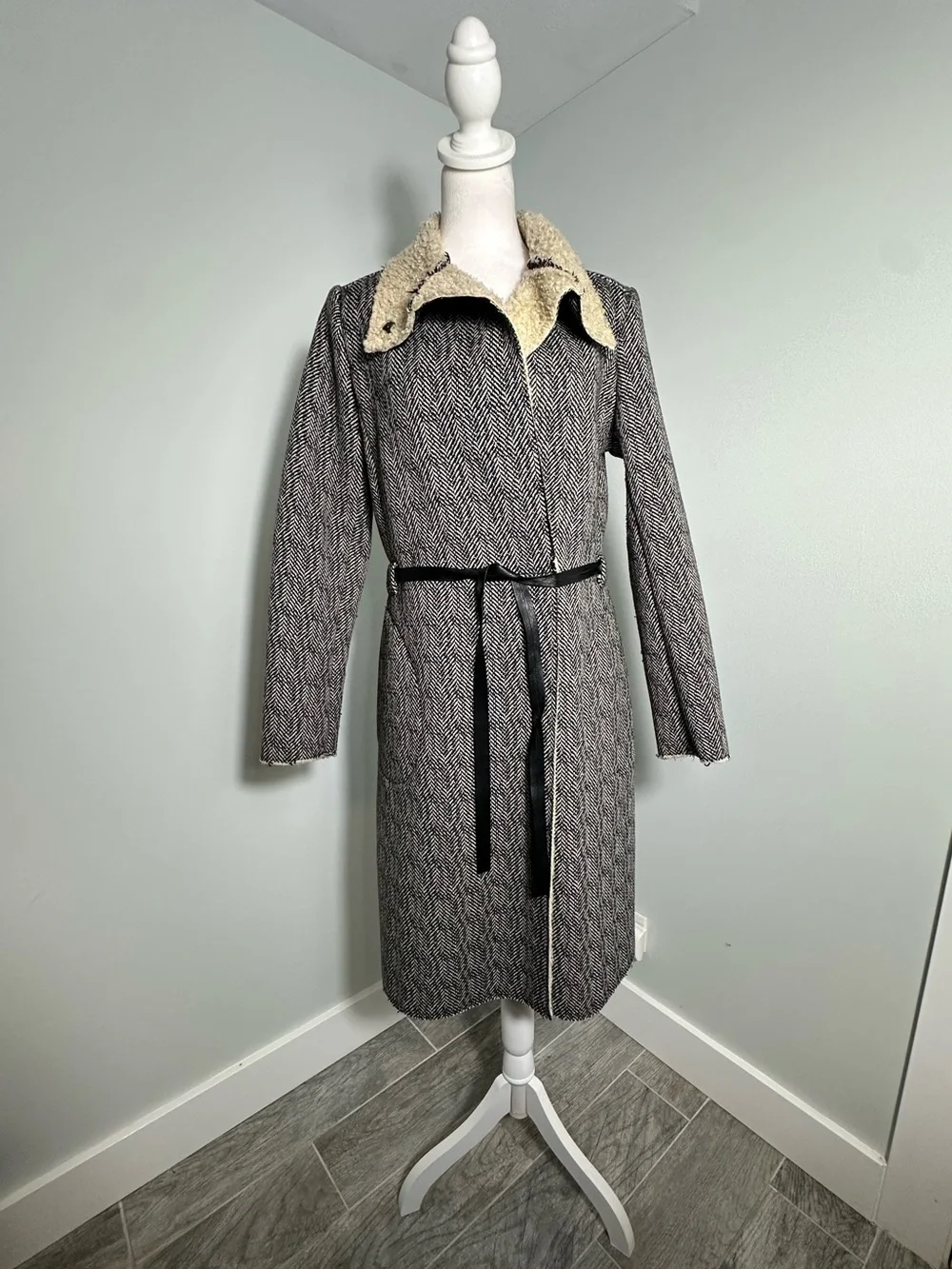 Club Monaco Wool Button Coat Size S/P